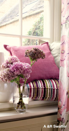 Swaffer Scatter Curtain